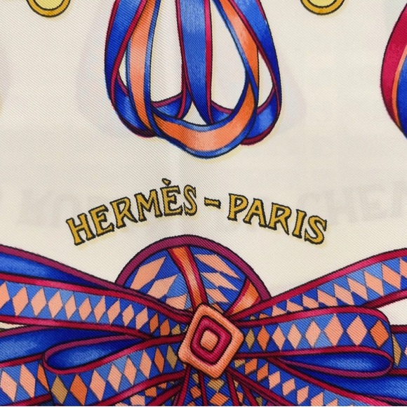Hermes Carré 90 LES RUBANS DU CHEVAL Silk Scarf W/Box - Picture 14 of 15